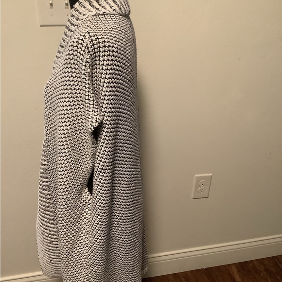 Chico’s women’s 3 gray silver threads shawl collar open front cardigan sweater - Picture 3 of 6